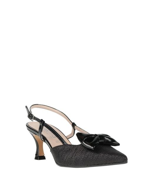 Nila & Nila Black Pumps
