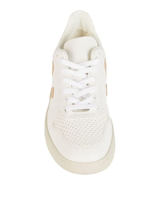 Veja Natural Trainers