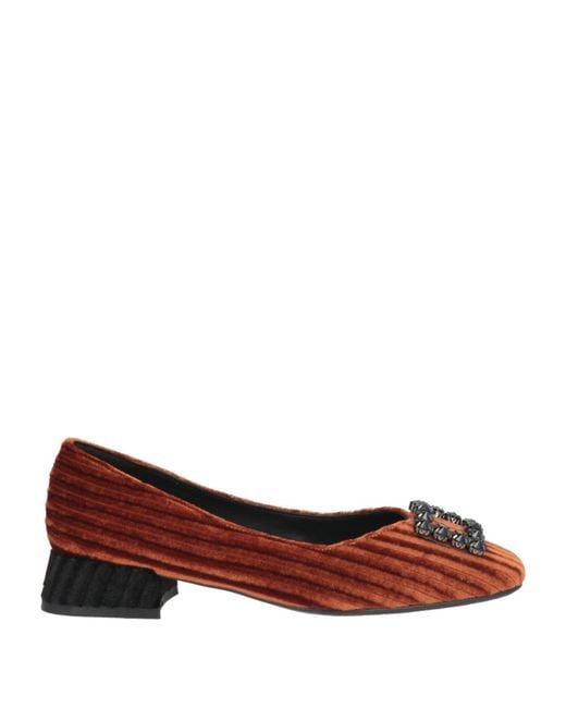Luciano Barachini Red Rust Pumps Textile Fibers