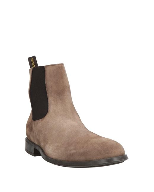 Doucal's Brown Ankle Boots for men