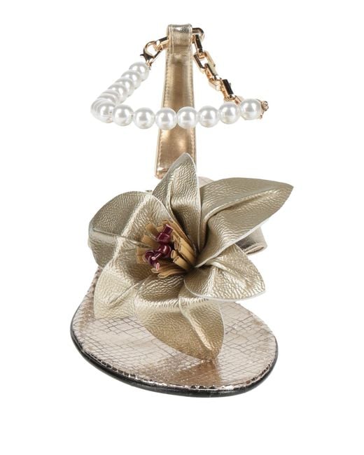 Ovyè Natural Thong Sandals