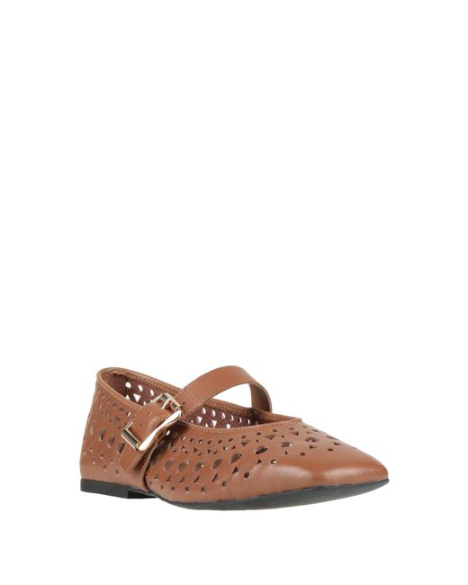 Ash Brown Ballerina