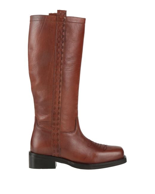 Bota Emanuélle Vee de color Brown