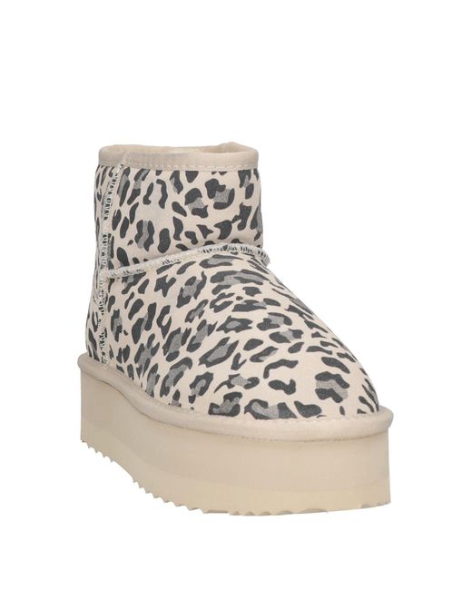 Gaelle Paris Natural Ankle Boots