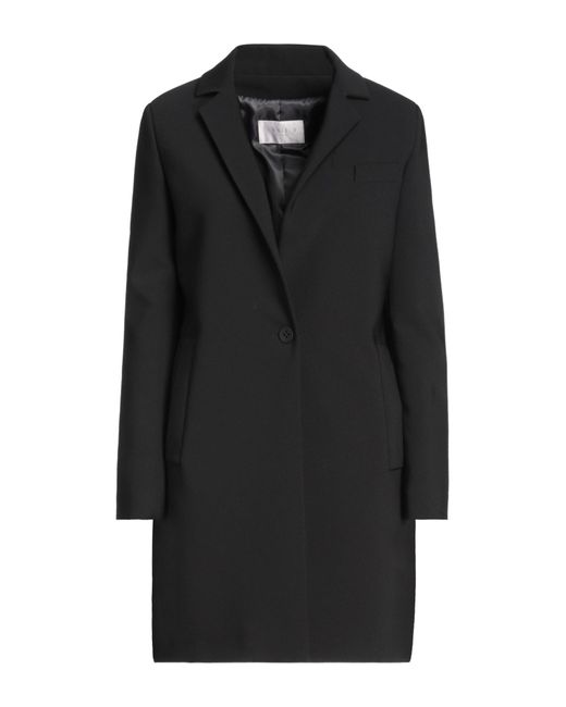 Abrigo Annie P de color Black