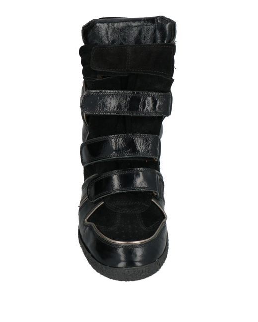 Lemarè Black Trainers