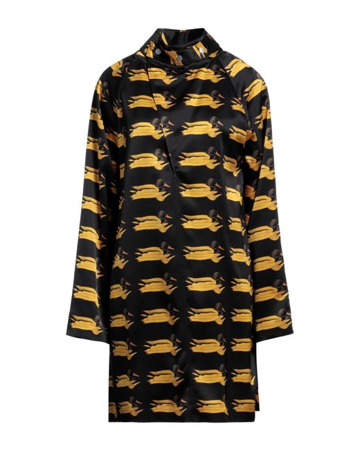 Robe courte Burberry en coloris Black