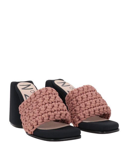N°21 Pink Sandals