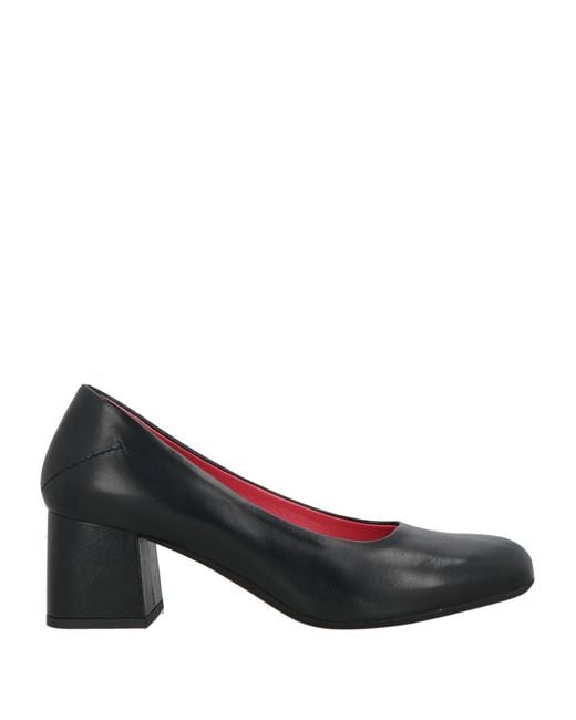 Pas De Rouge Black Pumps