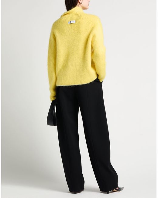 Jacquemus Yellow Rollkragenpullover