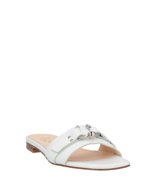 Agl Attilio Giusti Leombruni White Sandals Leather