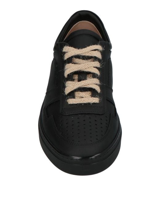 Yatay Black Trainers for men