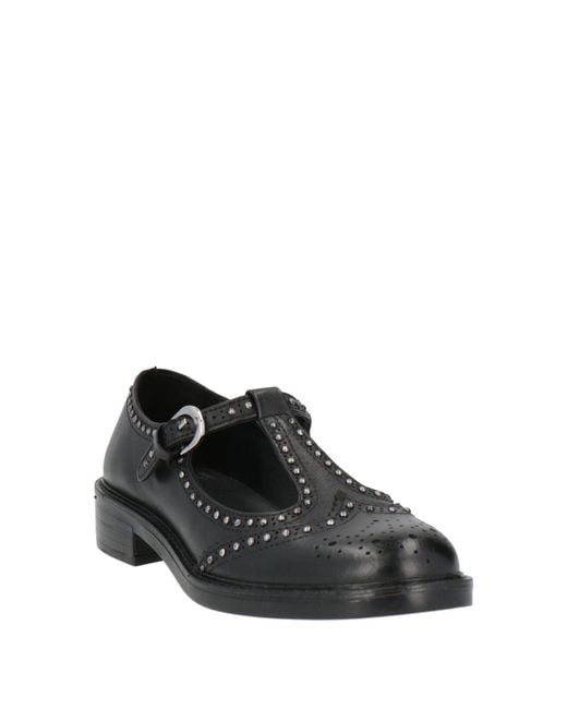 Emanuélle Vee Black Loafer