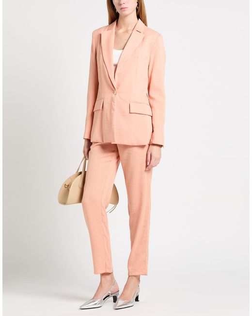 Toy G. Pink Suits