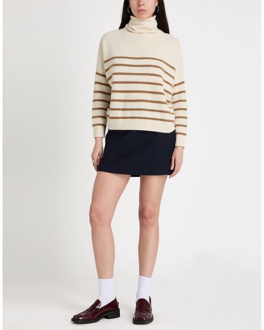 Kujten Natural Turtleneck