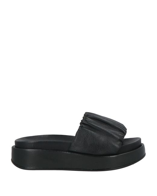 Docksteps Black Sandale