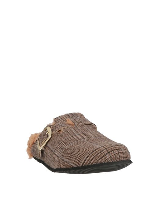 Momoní Brown Mules & Clogs