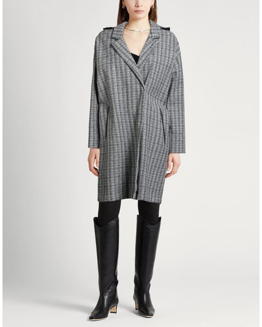 Abrigo Herno de color Gray