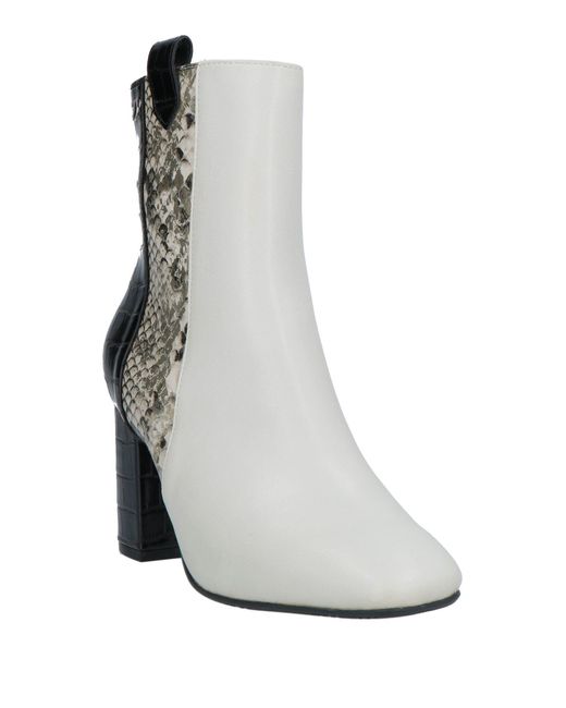 Gioseppo White Ankle Boots