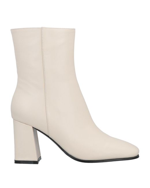 Bibi Lou Ankle Boots in White | Lyst