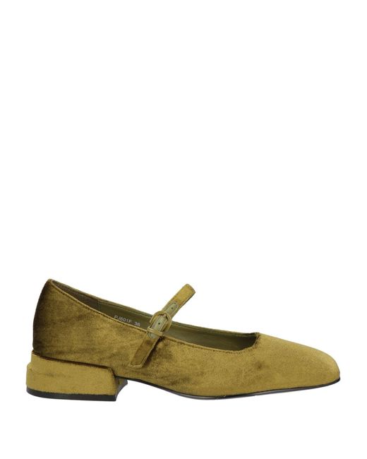 Jeannot Green Pumps