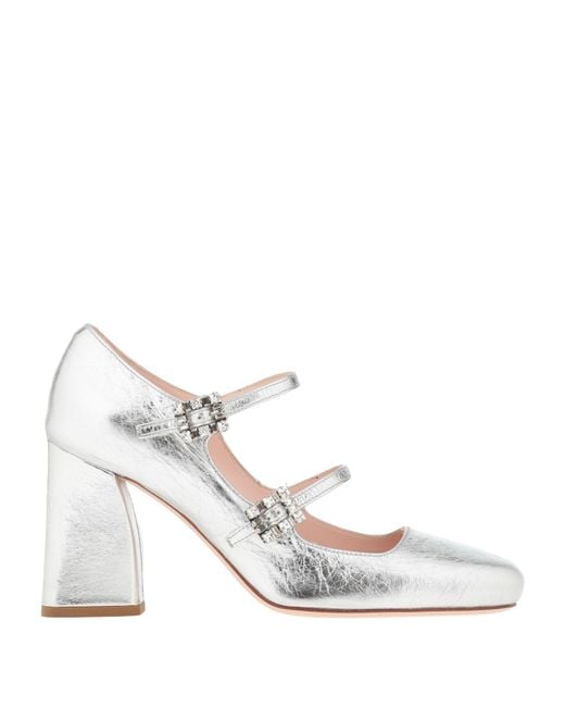 Roger Vivier White Pumps
