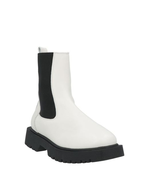 Toni Pons Black Ankle Boots
