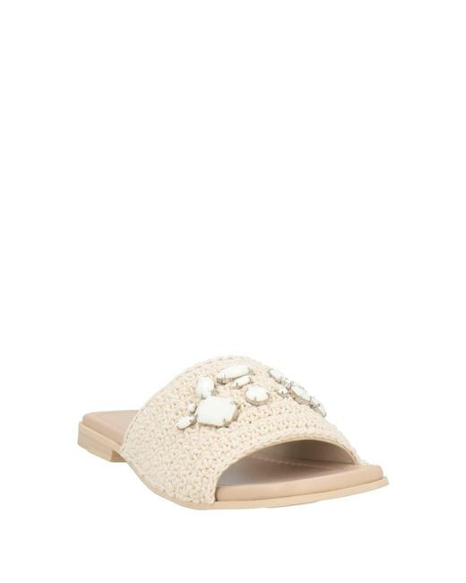 Inuikii White Sandals