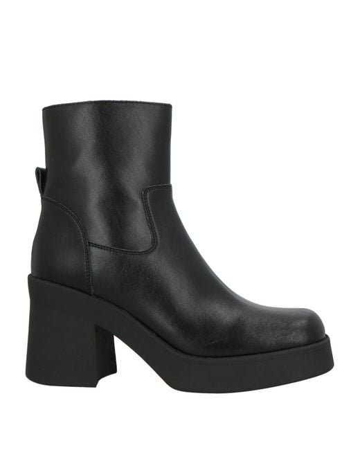 Steve Madden Black Stiefelette