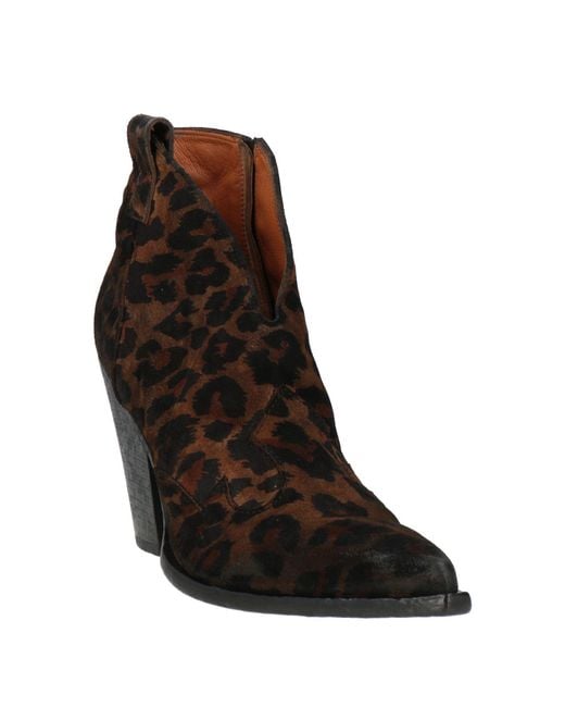 Elena Iachi Black Ankle Boots Leather