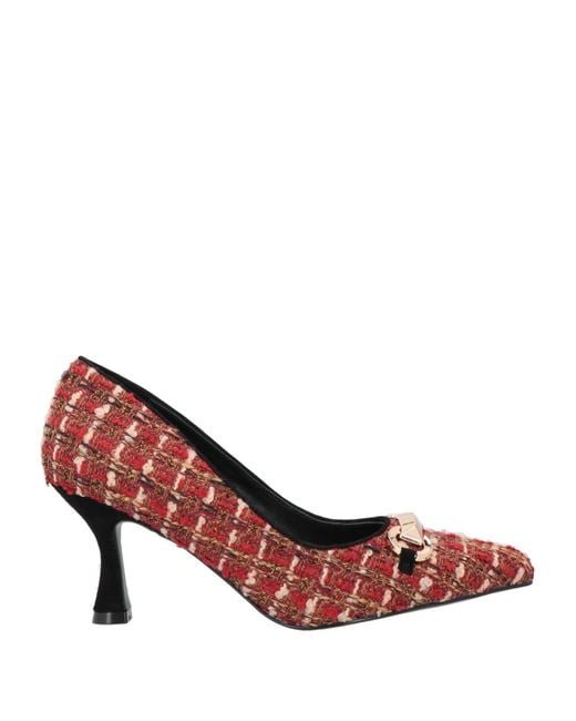 Luciano Barachini Pink Pumps