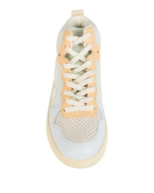 Veja Natural Trainers