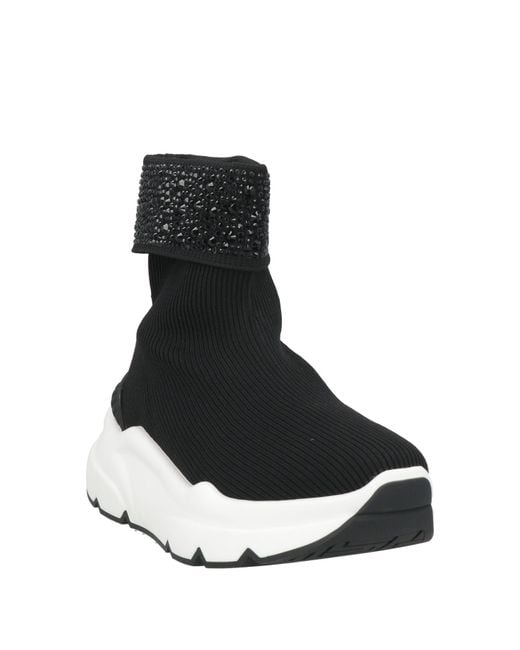 Emanuélle Vee Black Sneakers