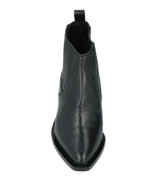 Karl Lagerfeld Black Stiefelette