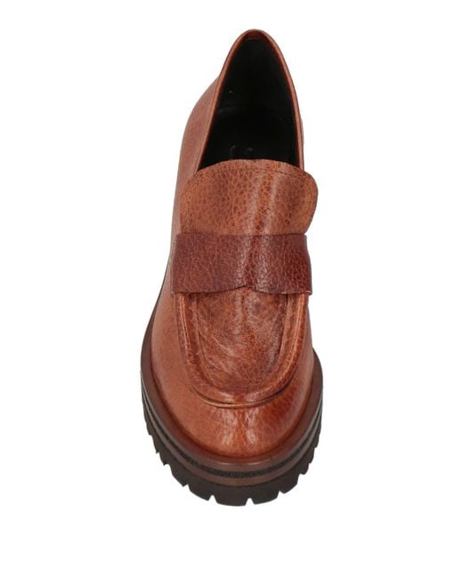 Zinda Brown Loafer