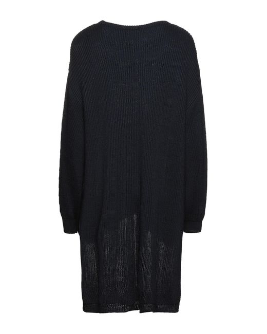Akep Black Sweater