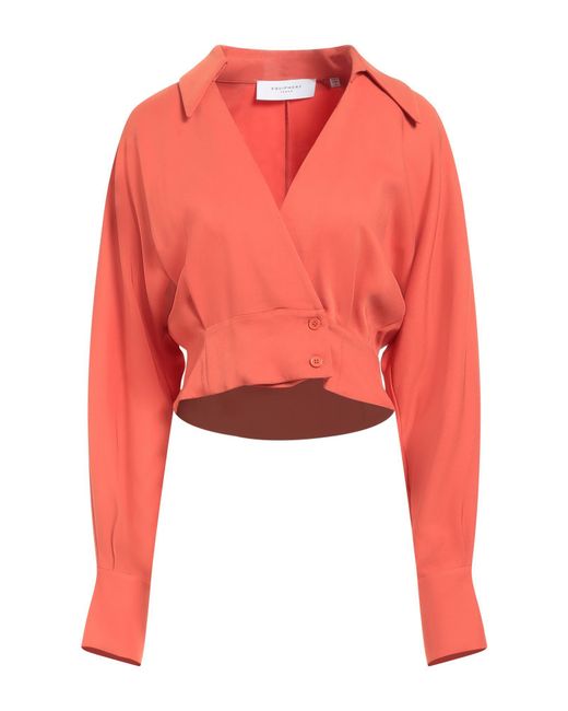 Top di Equipment in Red