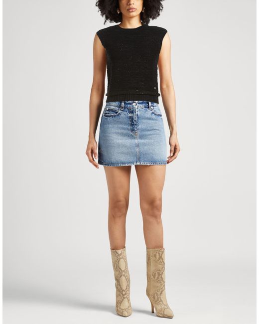 Genny Black Pullover