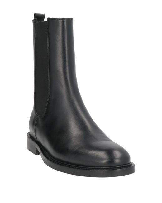 Anna F. Black Ankle Boots Leather