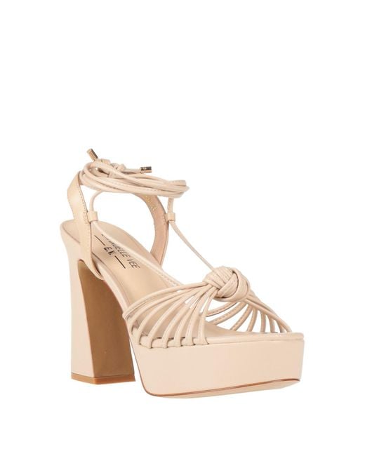 Emanuélle Vee Natural Sandals