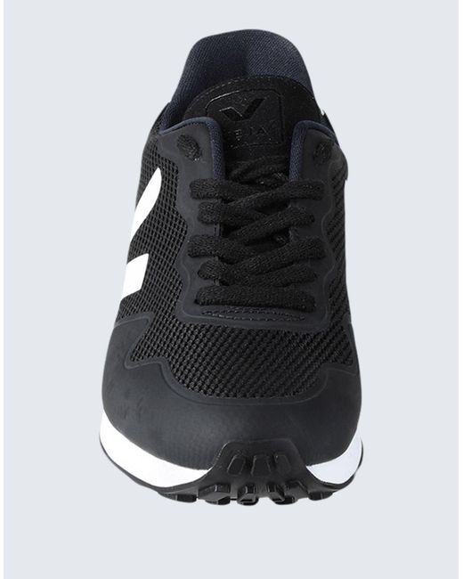 veja black trainers