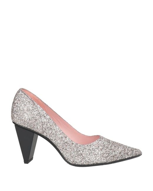 Ras White Pumps