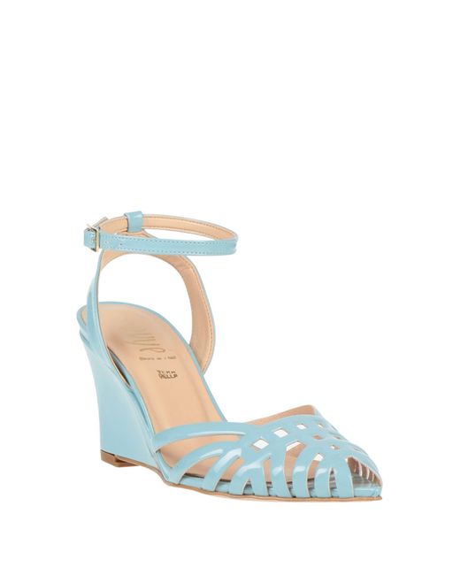 Ovyè Blue Sandals