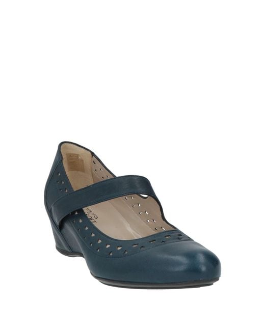 Donna Soft Blue Pumps