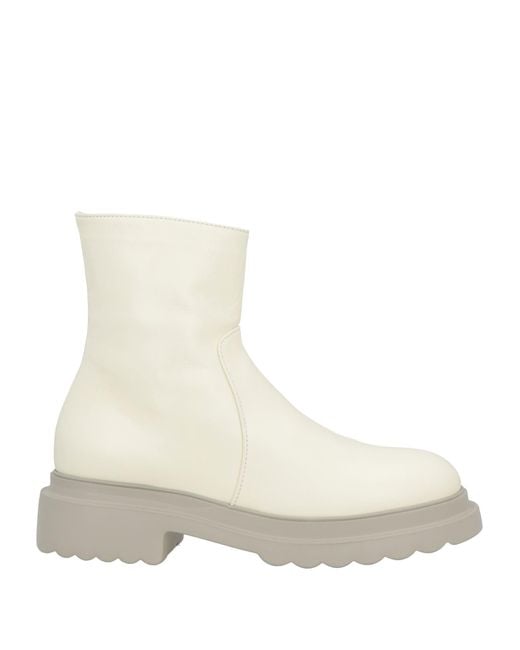 Pomme D'or White Ankle Boots