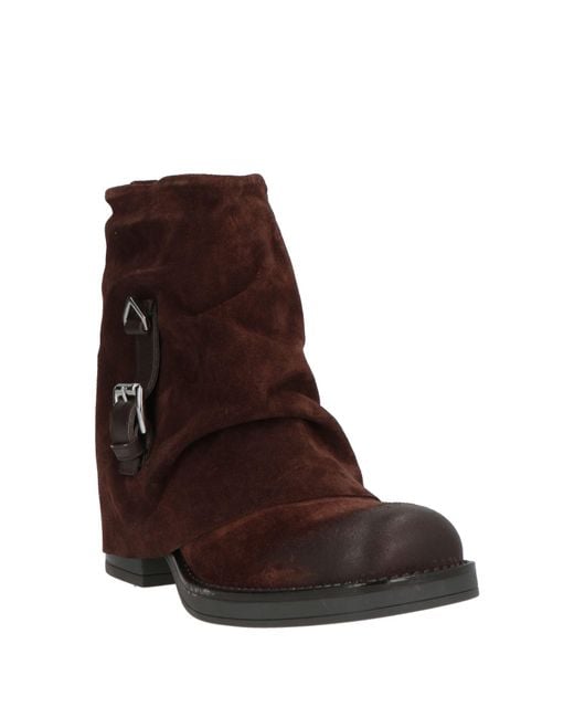 Ovyè Brown Ankle Boots