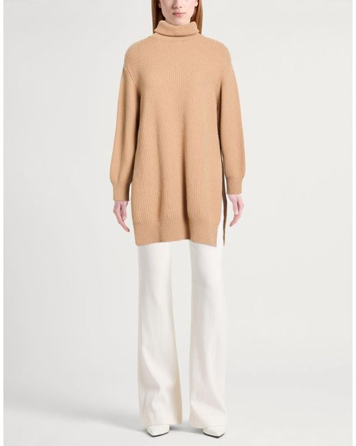 Kontatto White Turtleneck