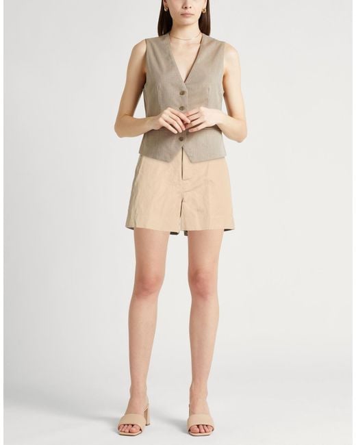 Roberto Collina Natural Shorts & Bermuda Shorts