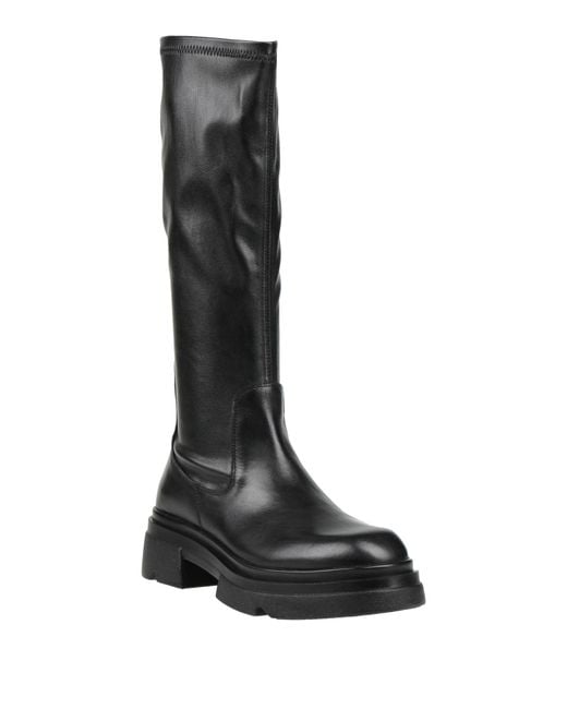 Emanuélle Vee Black Boot Leather