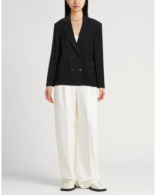 Kaos Black Blazers